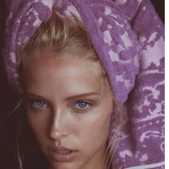 NWT Spell Fuchsia Jasmine Spell towel - Picture 3 of 11